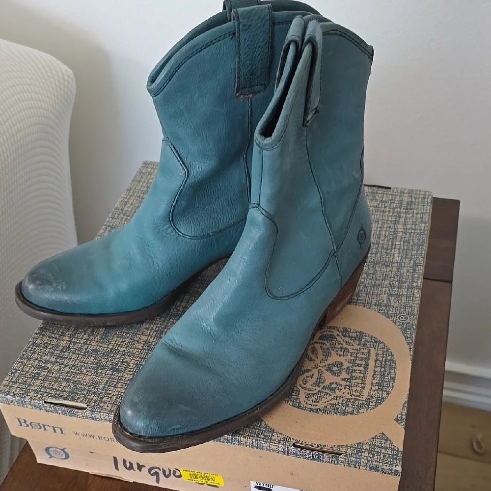 Born Turquoise Ankle Boots. Gently Used! - Picture 1 of 3